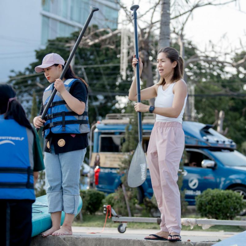 Volunteer students from the University of Phayao p